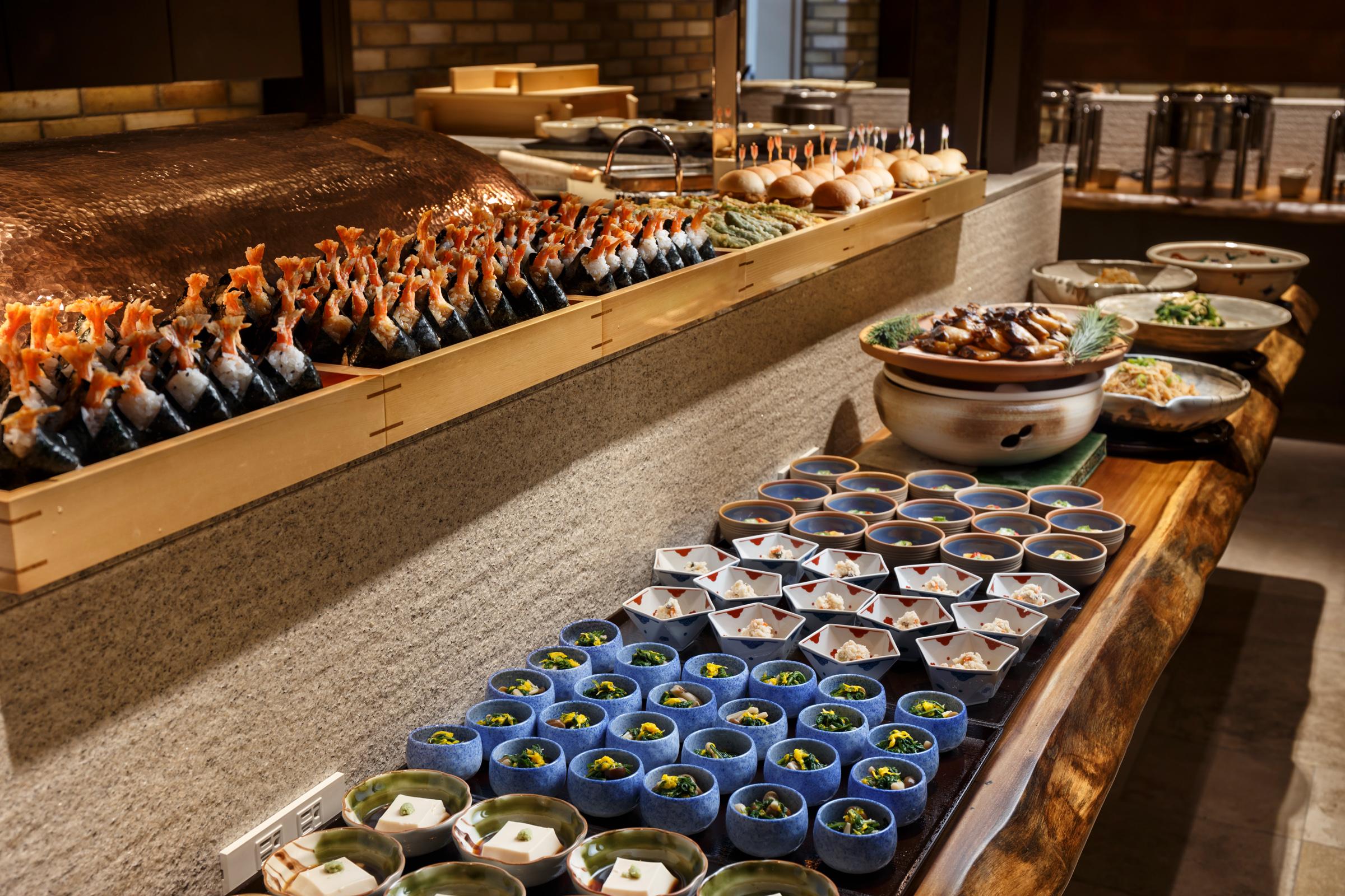 京都祗园塞莱斯廷酒店 外观 照片 A buffet at a restaurant