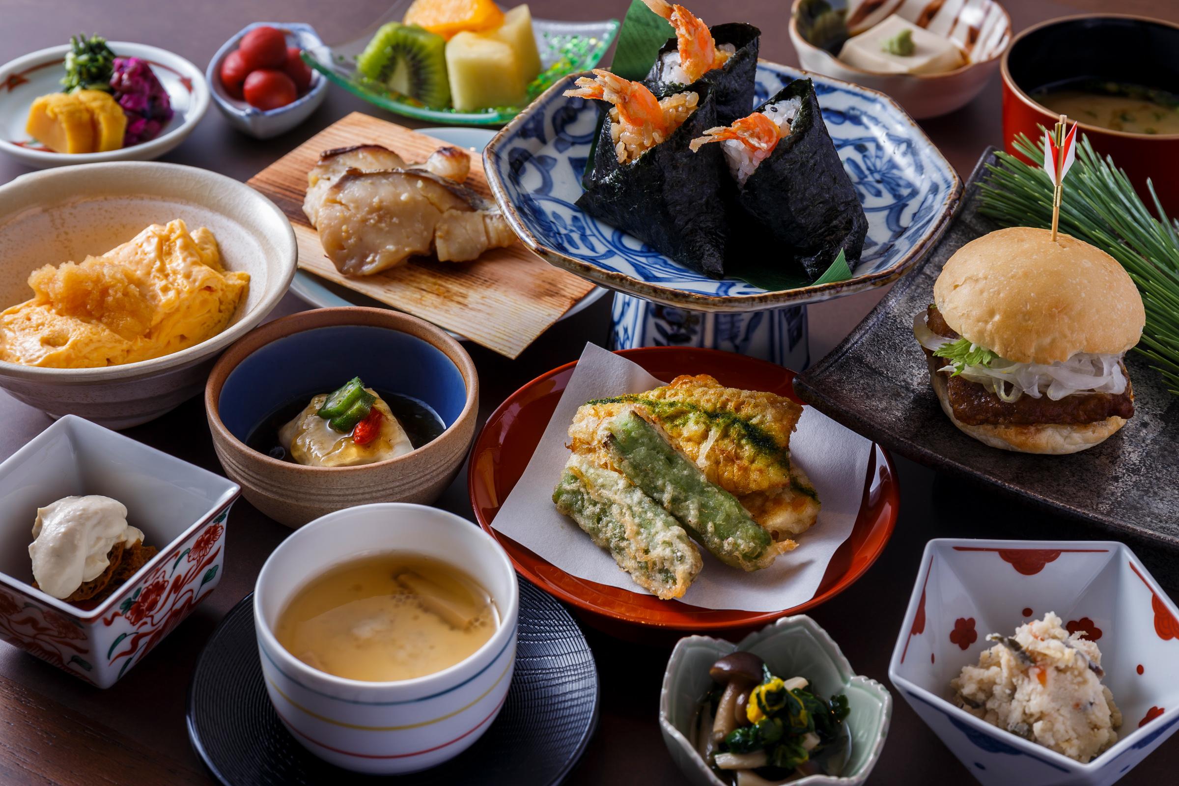 京都祗园塞莱斯廷酒店 外观 照片 A selection of Japanese cuisine