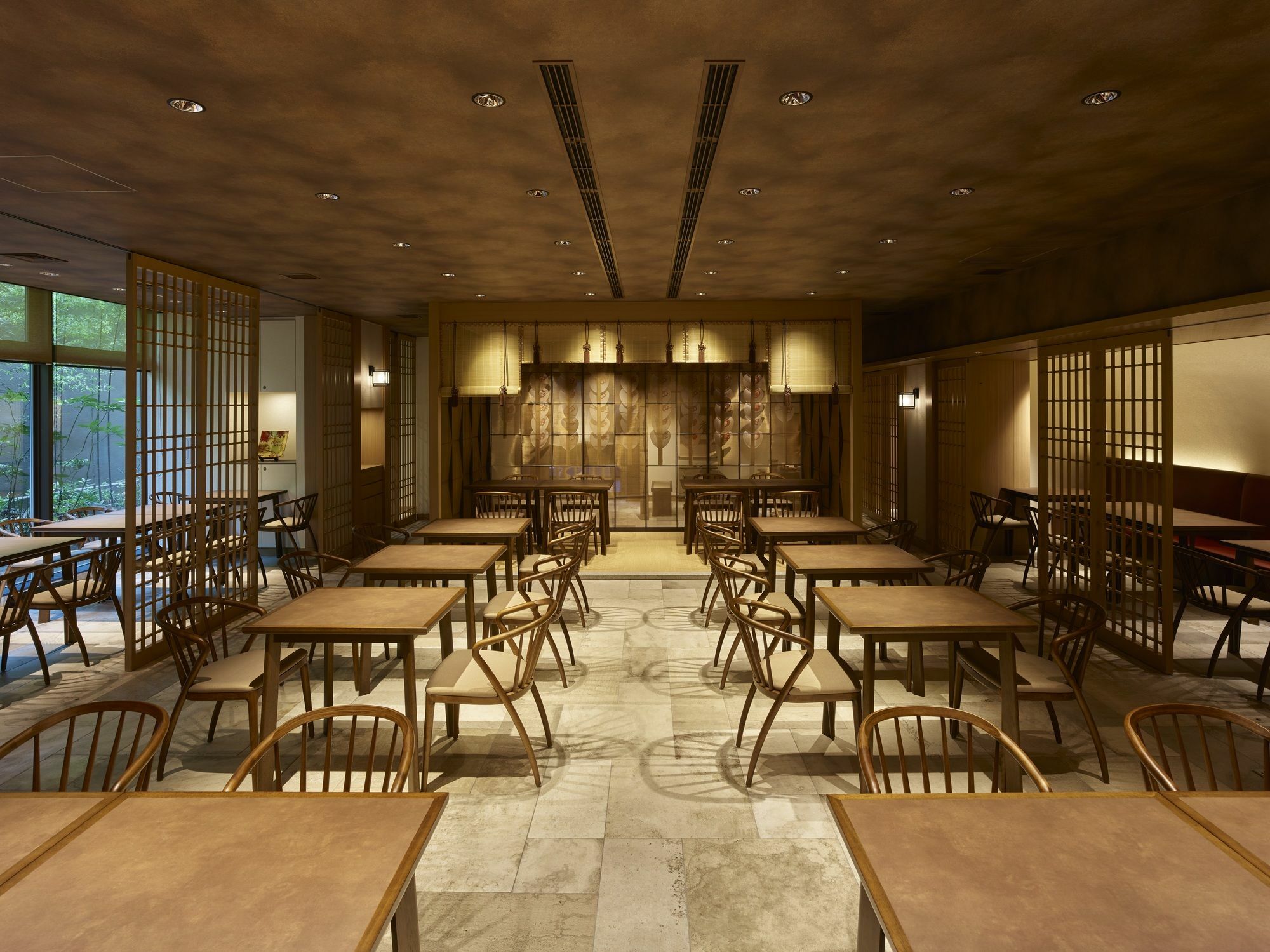 京都祗园塞莱斯廷酒店 外观 照片 Interior of a restaurant in Kyoto