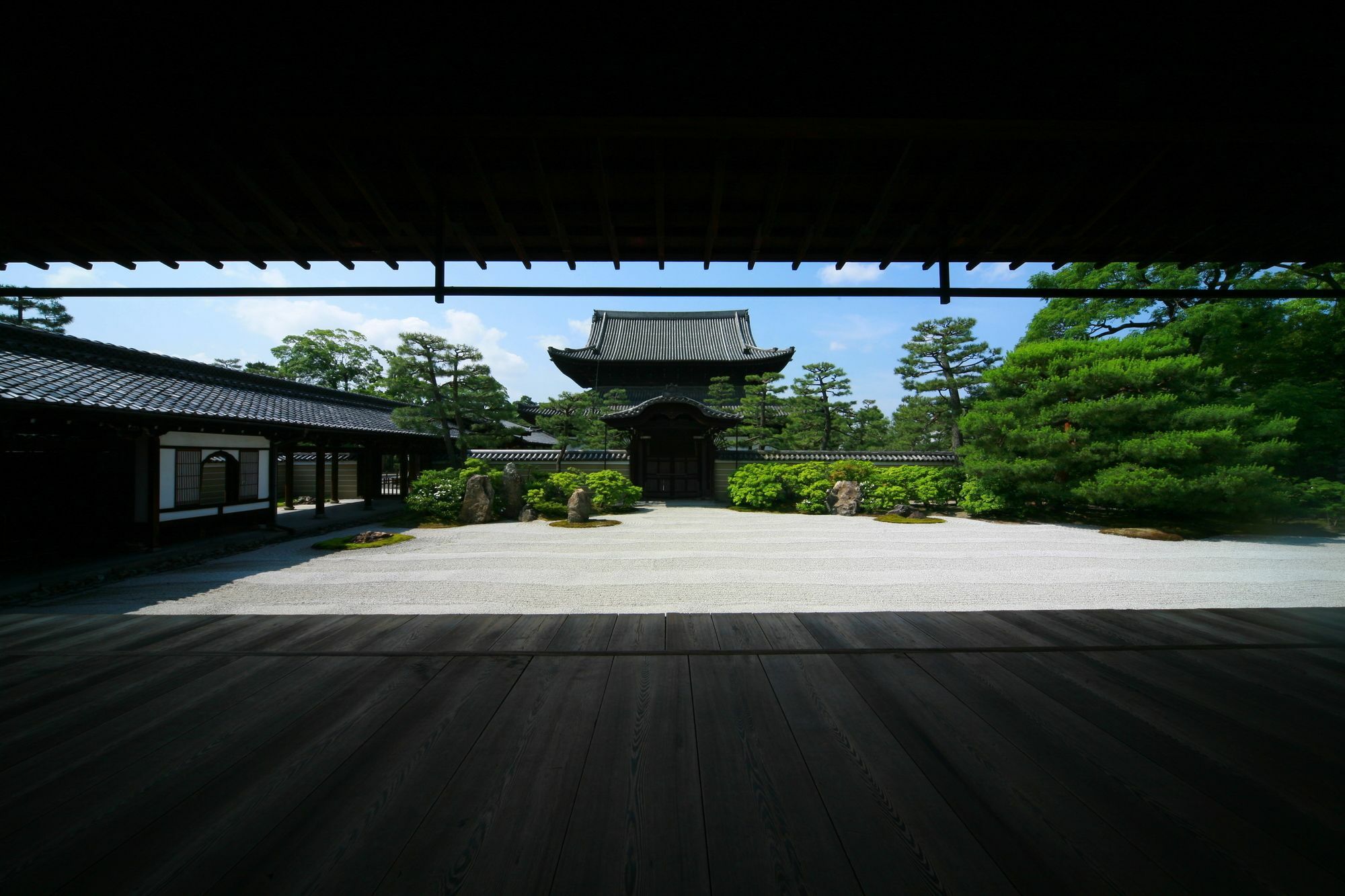 京都祗园塞莱斯廷酒店 外观 照片 The temple's main gate